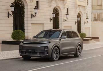 Не берут? Официальный Li Auto L6 подешевел в России на 773 тыс. рублей, прямая скидка на Li Auto L7 достигает 685,5 тыс. рублей