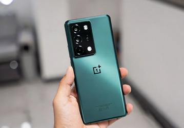 OnePlus 16 получит топовую камеру, аккумулятор на 9000 мА·ч, IP68/69 и Android 17
