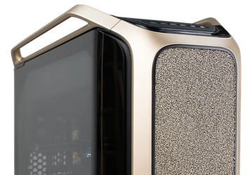 RTX 5090, Ryzen 9 9950X3D, 64 ГБ DDR5 и 2 ТБ SSD. Представлен ПК Cooler Master Cosmos Gold Limited Edition