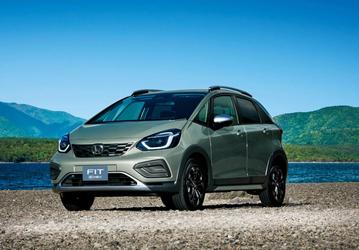 Представлен обновленный Honda Fit: 123 гибридные лошадиные силы и полный привод