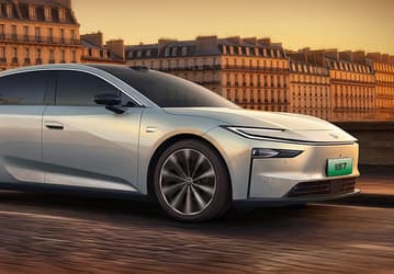 Toyota вводит пожизненную гарантию: компания будет менять батареи в своих электромобилях даже после того, как закончится гарантийный срок