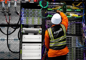 AMD запустила свой первый ИИ-суперсервер Helios для Microsoft, Meta и OpenAI