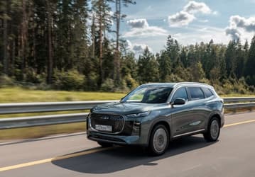 В России появилась новая комплектация Tenet T8 — с панорамной крышей