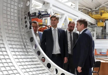 Сборку модулей для ракет-носителей «Ангара» обсудили на заводе «Полёт»