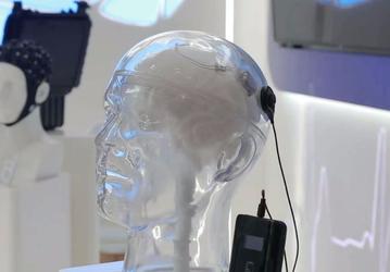 Neuralink, подвинься: в Китае впервые установили имплант в мозг реального пациента, а не в ходе испытаний