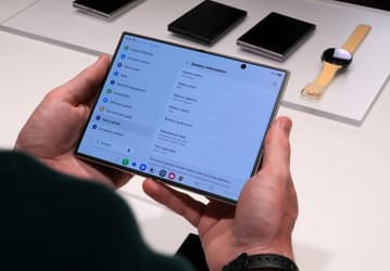 Samsung представила свои первые смартфоны с кремний-углеродными аккумуляторами