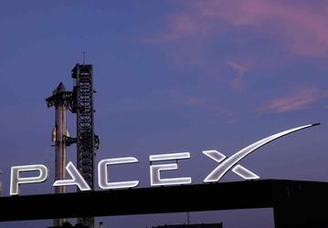 Акции SpaceX упали ниже цены размещения после включения в индекс Nasdaq-100