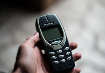 «У меня маленький кнопочный телефон Nokia». Топ-менеджеры российских компаний рассказали, как они борются с зависимостью от коротких роликов