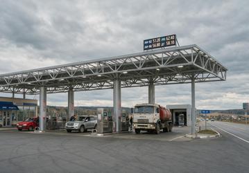 В «СберБанк Онлайн» появилась карта работающих заправок с высокой вероятностью наличия бензина