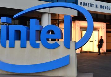 Intel впервые за 40 лет разрешила создавать чужие x86-процессоры на базе своих ядер