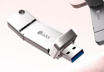 Крошечный SSD от Asus в корпусе флешки с USB-A и USB-C. Представлен Adol High Speed Solid State USB Drive