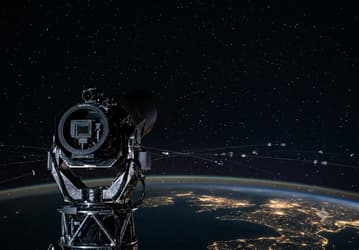 «Скрытая угроза» на орбите: учёные обнаружили десятки неучтённых фрагментов космического мусора рядом с ключевыми спутниками