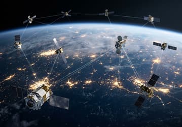 Пентагон выделил $60 млн 5 компаниям, чтобы подключить их спутники к сети SpaceX