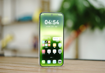 Huawei научила смартфоны обходить перегрев: в HarmonyOS 7 появилось «прямое питание»