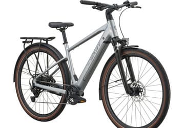 С мотором Bosch, батареей 360 Вт·ч и 9-ступенчатой системой Shimano Cues: представлен электровелосипед Scott Sweep 20