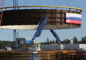 На четвёртом энергоблоке Ленинградской АЭС-2 начали собирать внутреннюю защитную оболочку реактора