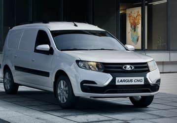 На метане и бензине: битопливные Lada Largus подешевели до 1,25 млн рублей