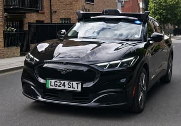 Uber и Wayve получили первые лицензии на работу беспилотных такси в Лондоне