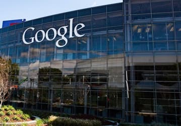 Google сократила 52 сотрудника в инженерном центре Вашингтона на фоне ухода ведущих специалистов для создания собственных проектов