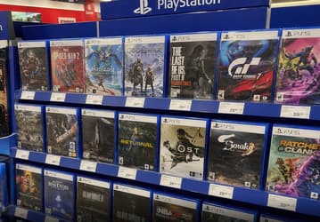 Sony права, что отказывается от дисков для PlayStation? Продажи игр на дисках в США рухнули до минимума за 30 лет