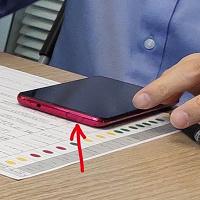 Глава Redmi показал два варианта дизайна флагмана на базе Snapdragon 855