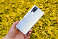 Профессиональный флагман в области обработки изображений. Камерофон Vivo X60 с суперстабилизацией уже рекламируют в магазинах
