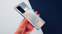 Теперь Honor готовит настоящий флагман: у компании 8000 сотрудников, 3000 сервисных центров и 200 млн пользователей