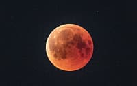 Межзвездная комета 3I/ATLAS пройдёт на минимальном расстоянии от Регула сегодня, 27 декабря