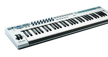 Новинки от E-MU: MIDI-клавиатура Xboard 61, студийный сабвуфер PS12