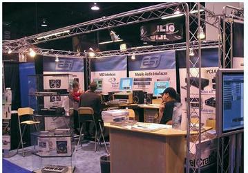 Новые продукты ESI: рековый USB2.0-интерфейс  ESU1808, мобильный FireWire-интерфейс DuaFire, USB-электрогитара UG-1 JamMate