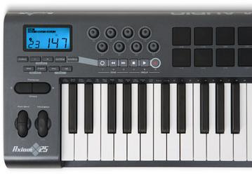 M-Audio Axiom — линейка MIDI-клавиатур с полувзвешенной механикой и датчиками для забивки ударных
