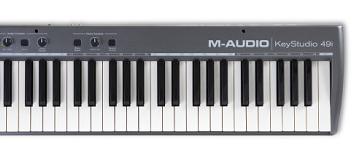 MIDI-клавиатура M-Audio KeyStudio 49i со звуковым интерфейсом и тембром рояля
