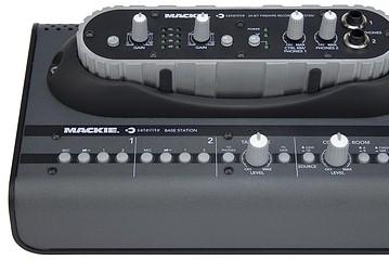 Mackie Satellite — FireWire записывающая система из портативной части и базовой станции