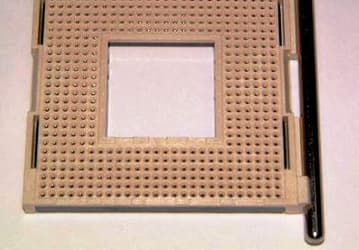 Intel: ждем Socket 479?