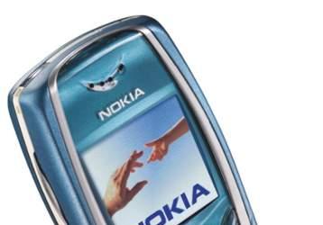 7210: стильный трехдиапазонный телефон от Nokia