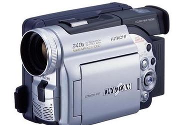 Видео камеры с записью на 8 см DVD диски от Hitachi