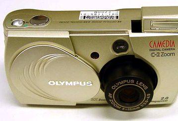 2-мегапиксельная CAMEDIA C-2 Zoom от Olympus