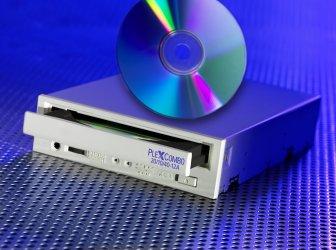 20х скоростной комбо CD-RW/DVD-ROM привод от Plextor