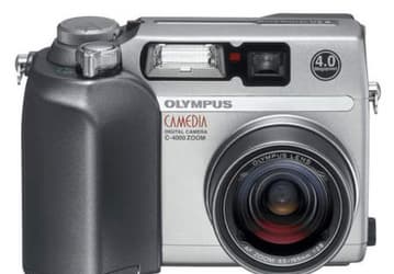 4-мегапиксельная камера Olympus C-4000Z
