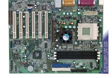 QDI Group KuDoZ 7X system board on KT400