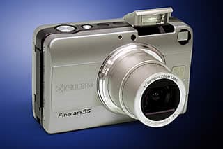 Finecam S5: 5-мегапиксельная камера для новичков