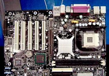 IDF Fall 2002: про Serial ATA