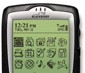 Blackberry 6710: червона ягодка RIM