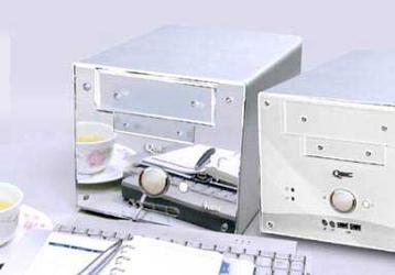 Qbic 2000 and 3000: new barebones from Soltek