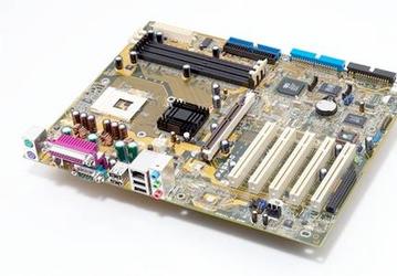 P4S800: новая Pentium 4 системная плата от ASUS на чипсете SiS648FX