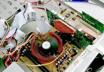 Photo of the day: Socket 754 Soltek K8AV-R mobo at work