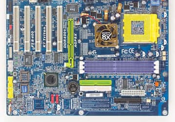 Gigabyte GA-7VT600 1394: a novelty on VIA Apollo KT600