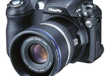 FinePix S5000 Zoom: 3-мегапиксельная цифровая камера с 10х оптическим зумом