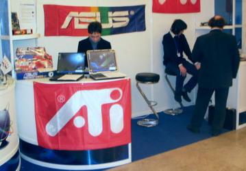IDF Russia 2003: стенды компаний ATI и ASUS