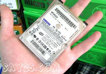 2.5" Samsung Spinpoint M40 hard drives are available for masses